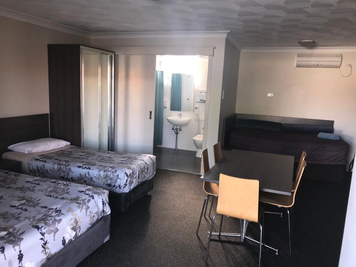 Narellan Motor Inn Екстериор снимка
