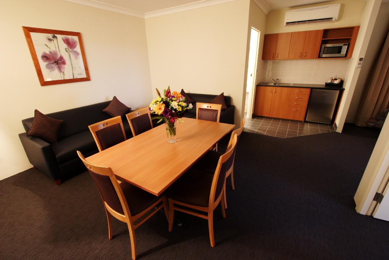Narellan Motor Inn Екстериор снимка