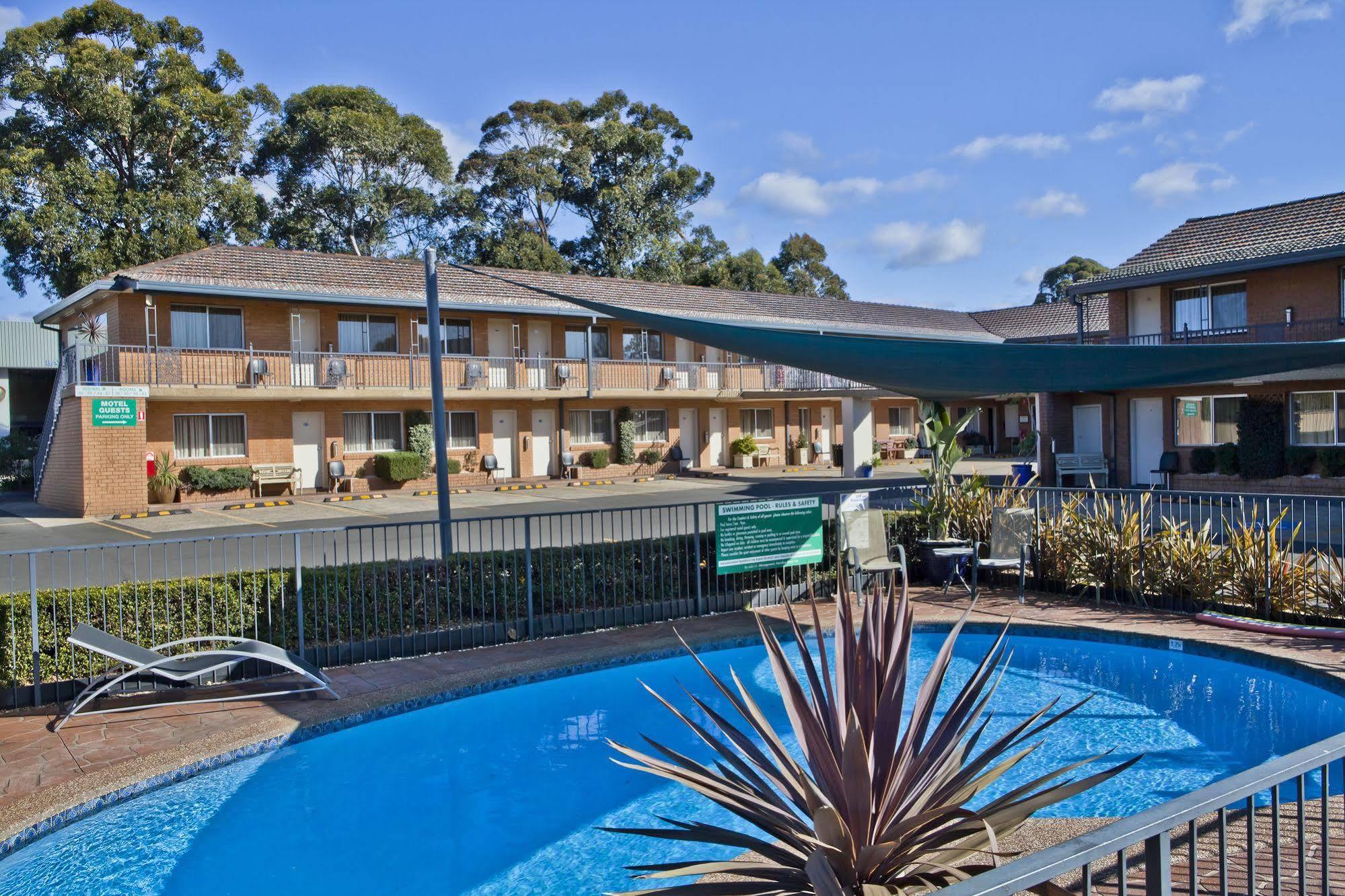 Narellan Motor Inn Екстериор снимка