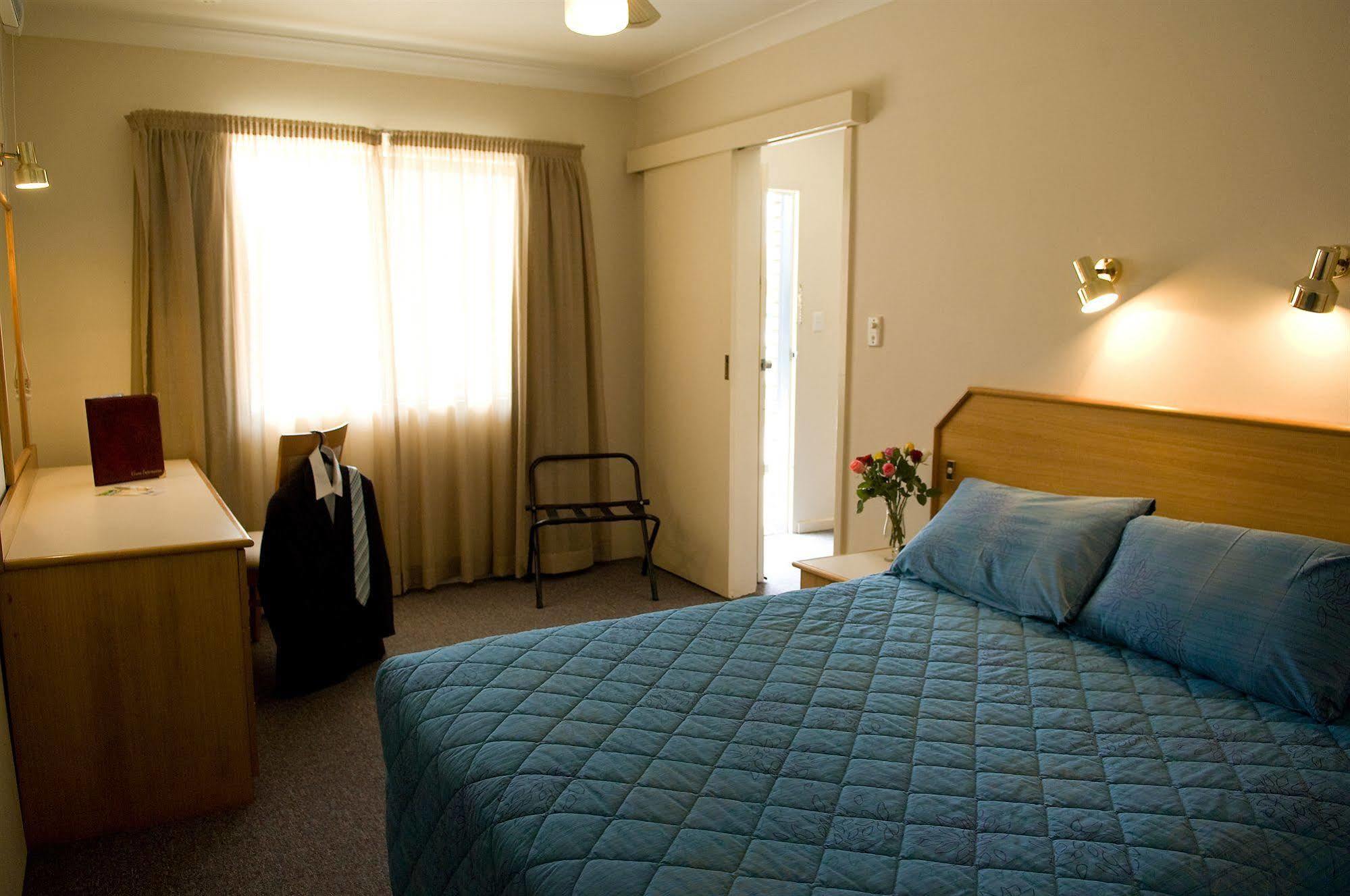 Narellan Motor Inn Екстериор снимка