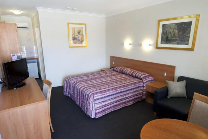 Narellan Motor Inn Екстериор снимка